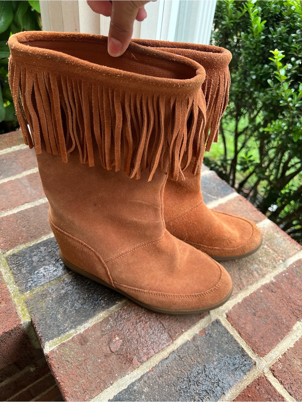 Women's Fringe wedge Suede Mid-Calf Boots - Tan